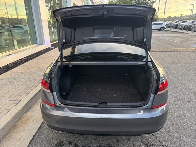 2021 Volkswagen Passat 2.0T R-Line photo 19