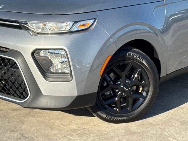2022 Kia Soul LX photo 3