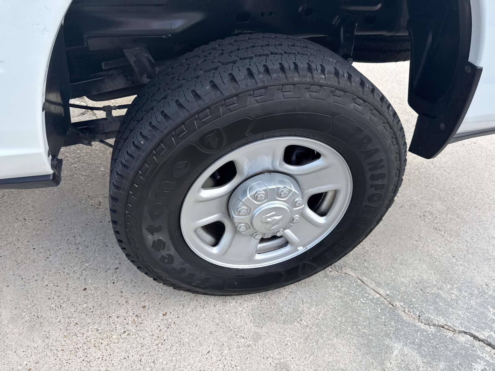 2022 Ram 2500 Tradesman photo 2