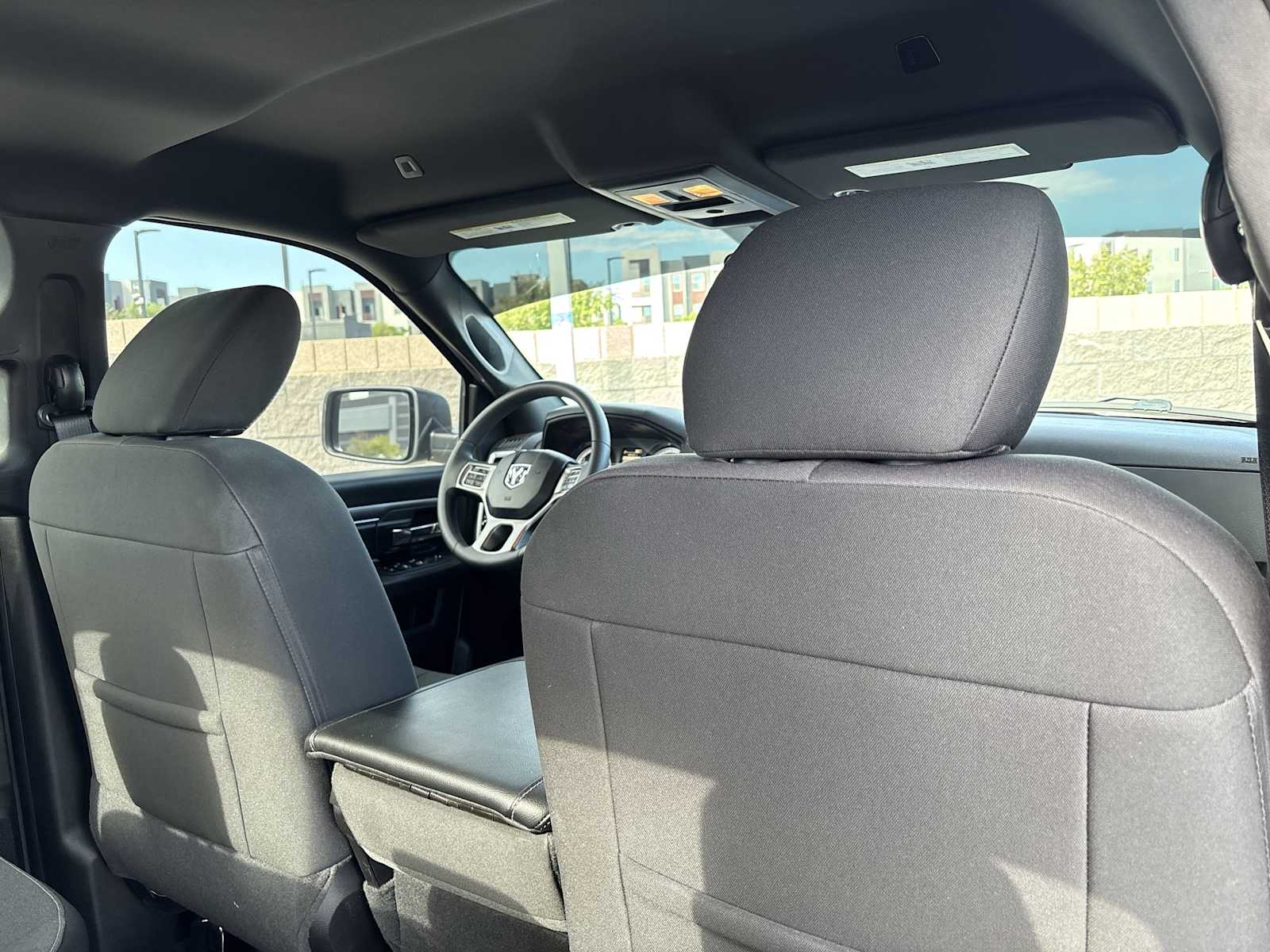 2022 Ram 1500 Classic Warlock photo 13