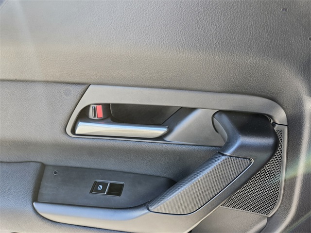 2025 Mazda CX-50 Preferred photo 9