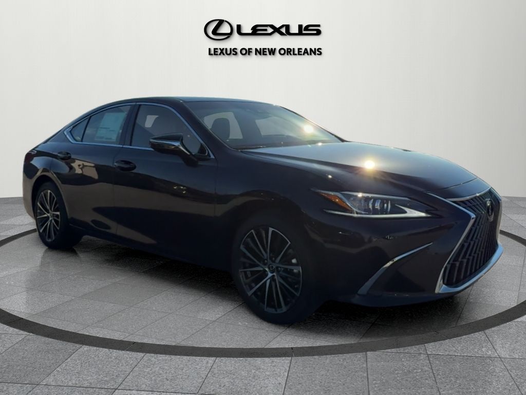 2025 Lexus ES 350's photo