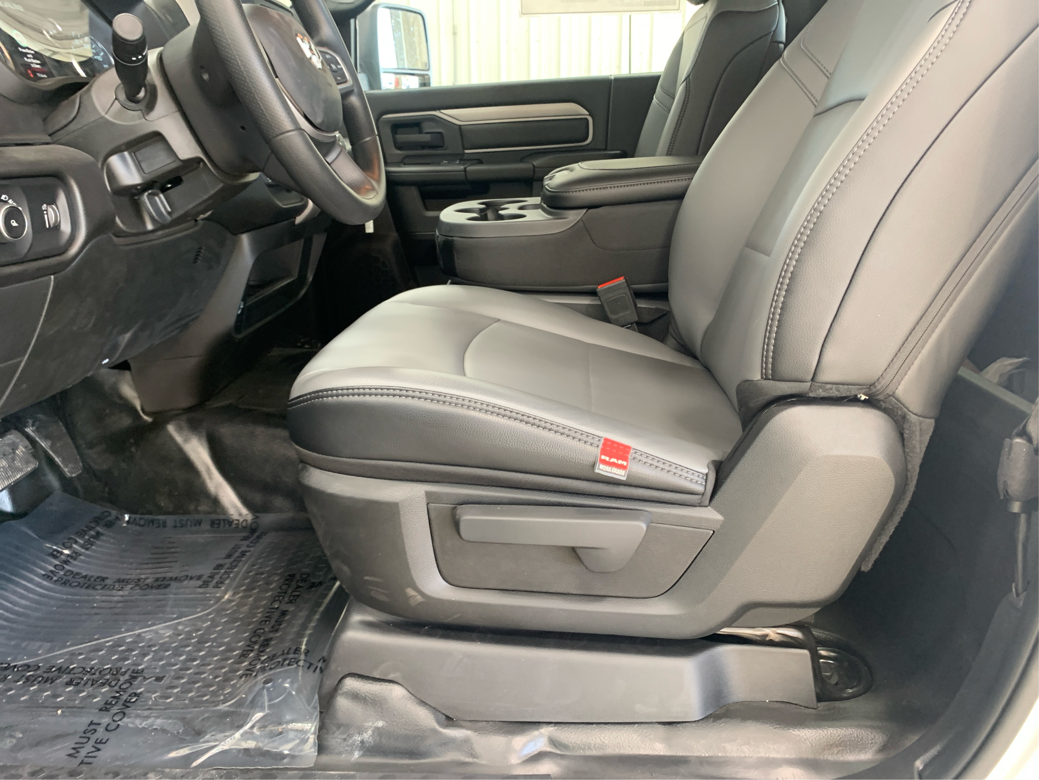 2024 Ram 2500 Tradesman photo 13