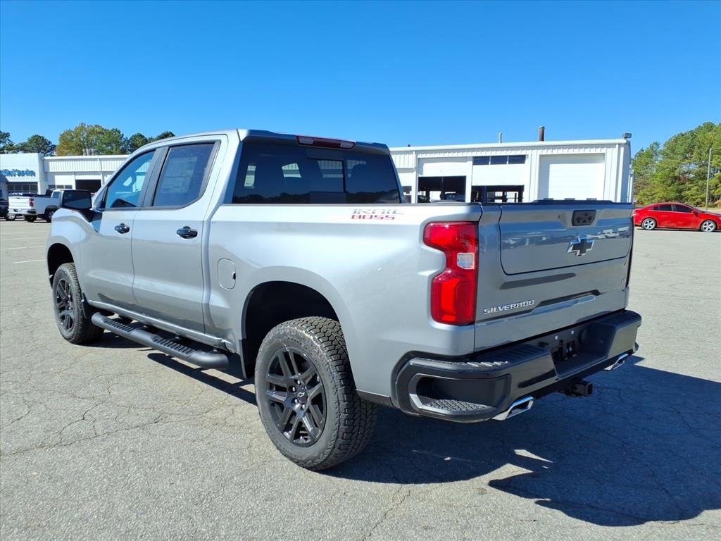 2026 Chevrolet Silverado 1500 LT Trail Boss photo 3