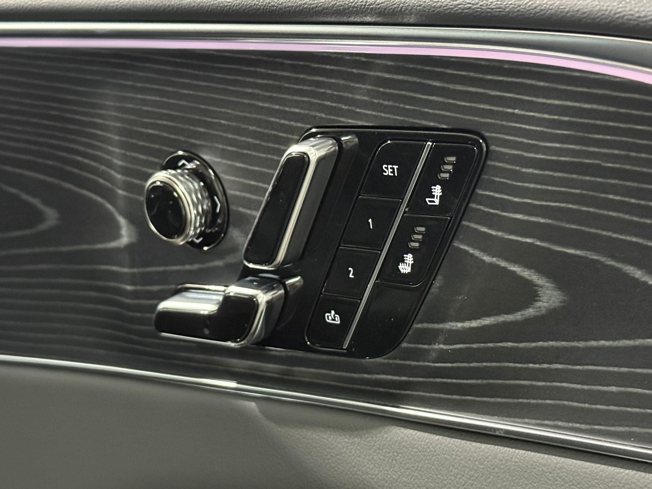 2026 Cadillac Lyriq Sport photo 40