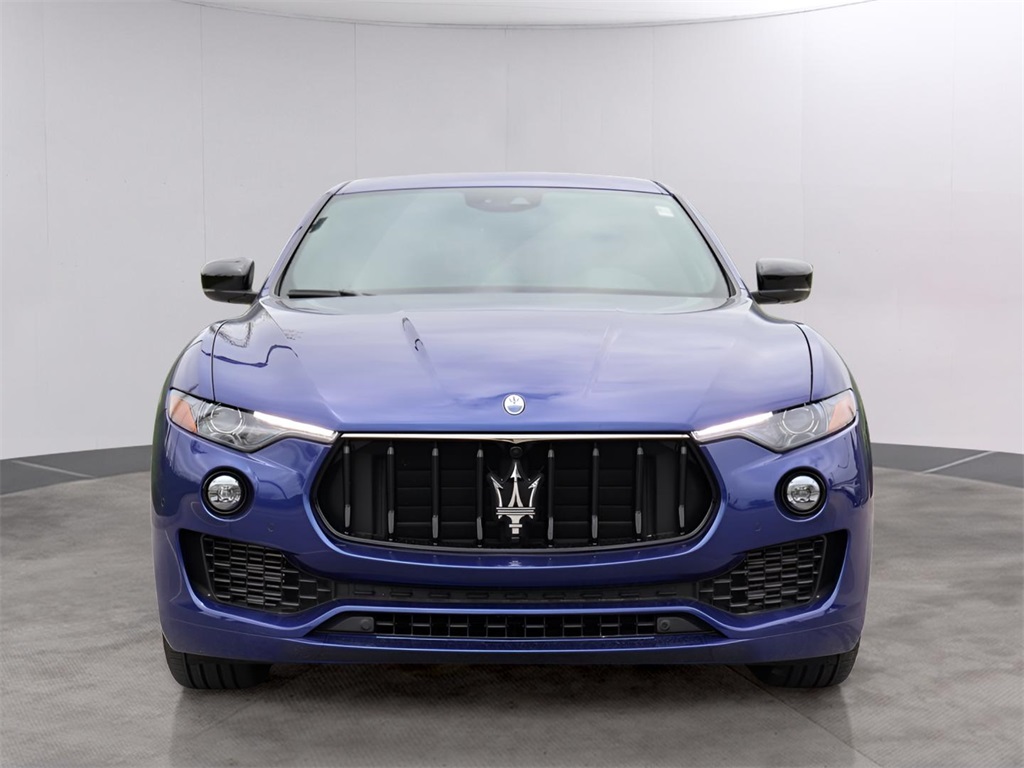 2024 Maserati Levante GT photo 2