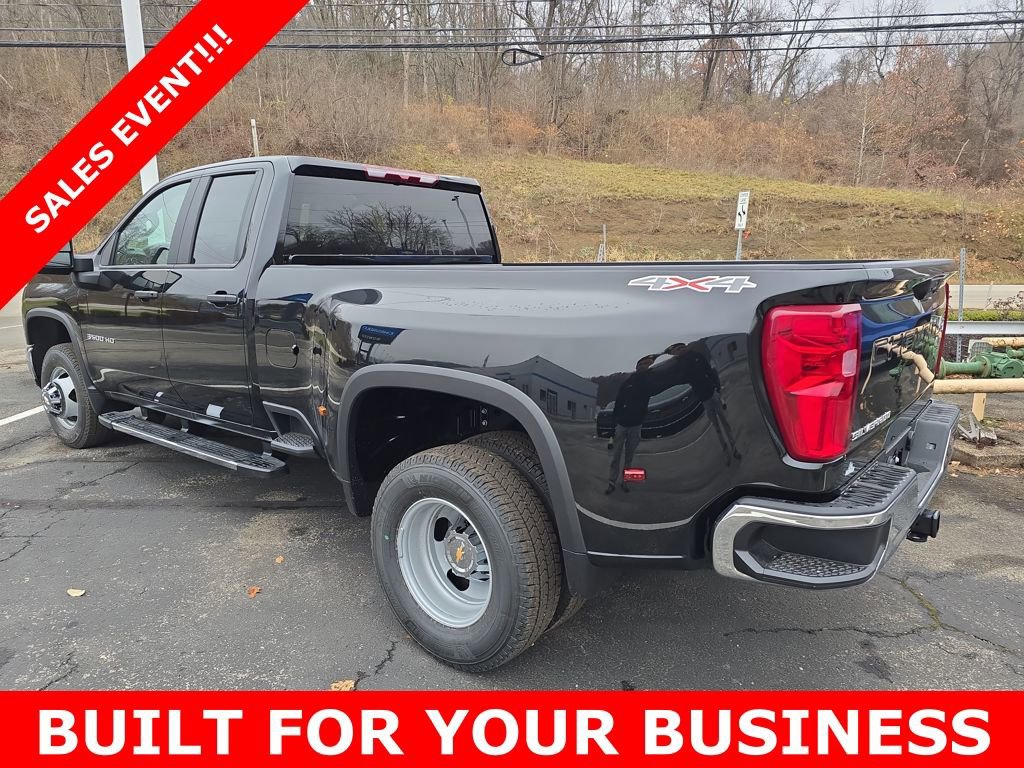 2026 Chevrolet Silverado 3500HD Work Truck photo 3