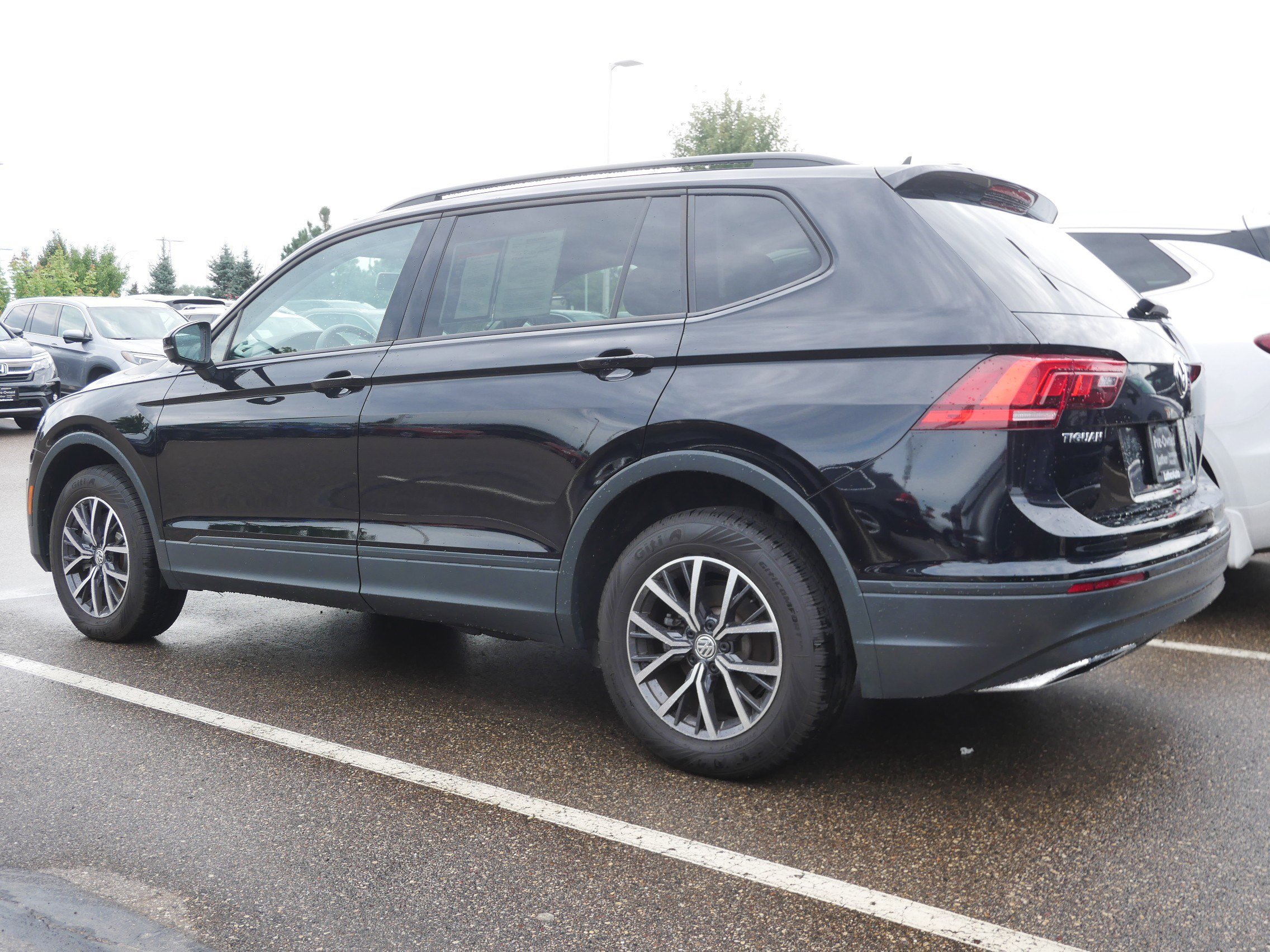 2021 Volkswagen Tiguan S photo 3