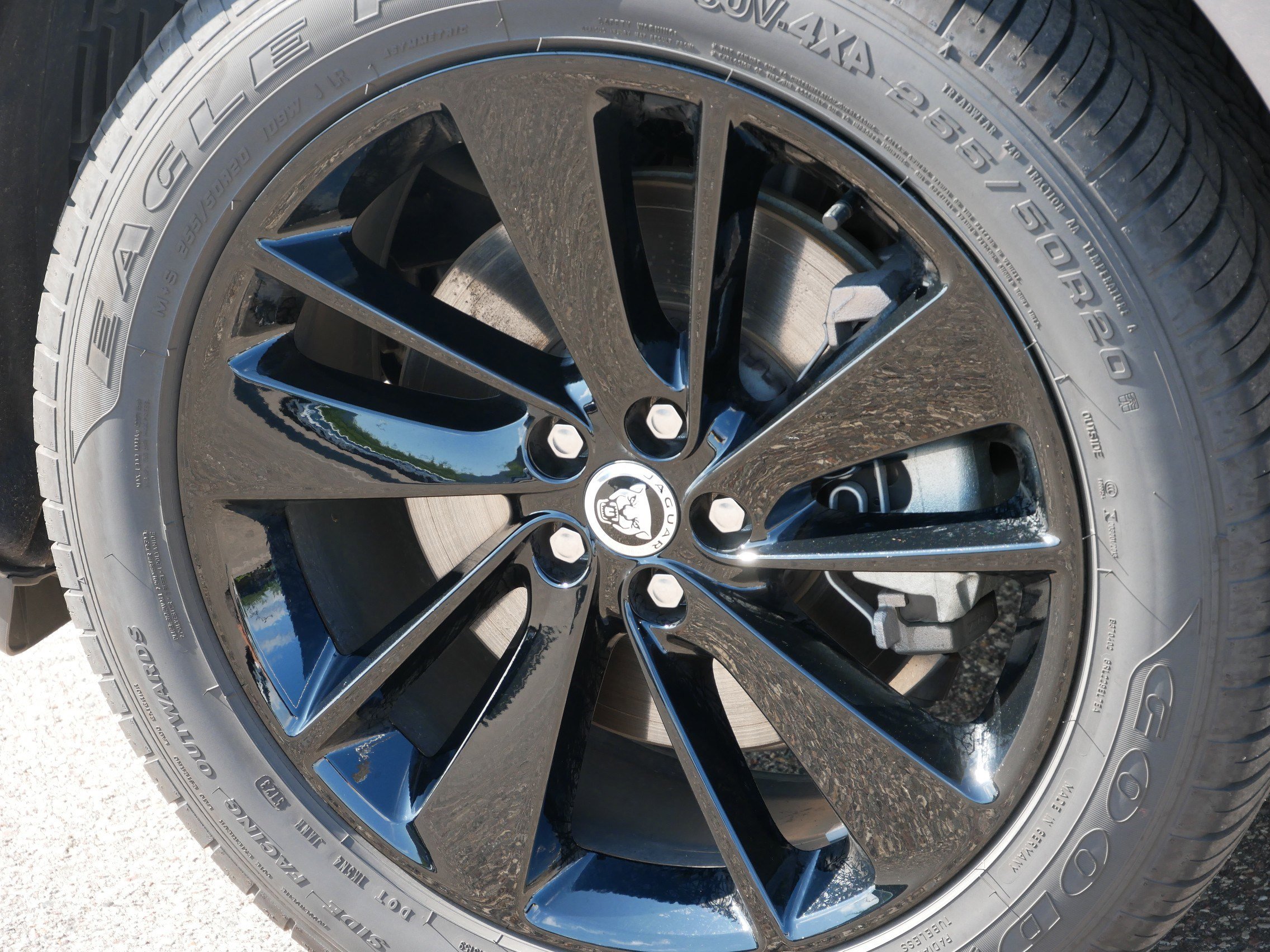 2025 Jaguar F-PACE P250 R-Dynamic S photo 10
