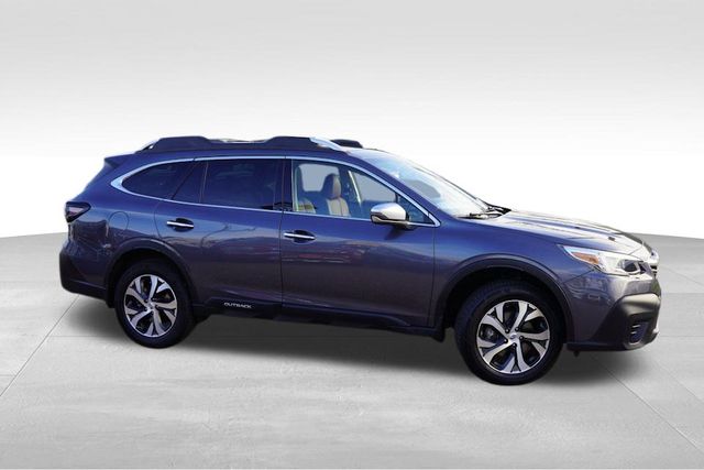 2020 Subaru Outback Touring XT photo 3