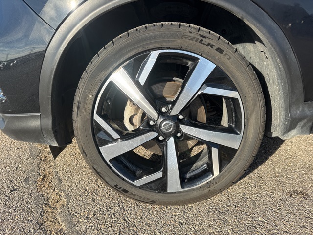 2020 Nissan Rogue Sport SL photo 9