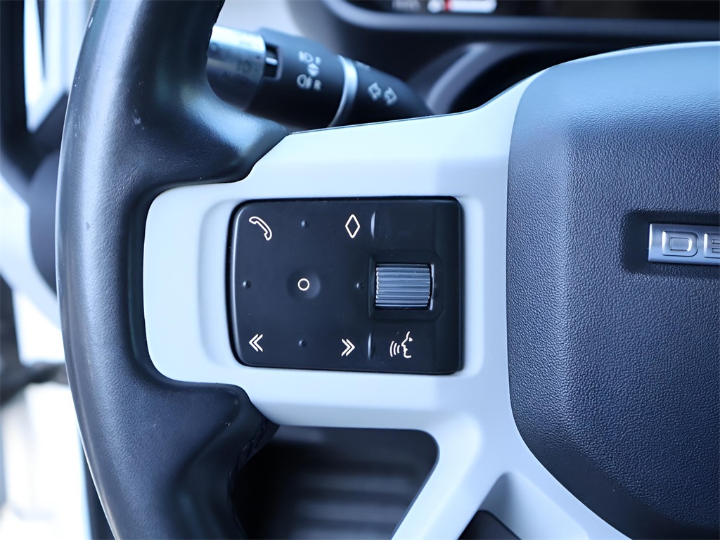 2022 Land Rover Defender 90 X-Dynamic S photo 27