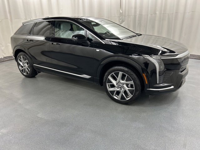 2025 Cadillac OPTIQ Luxury 2's photo