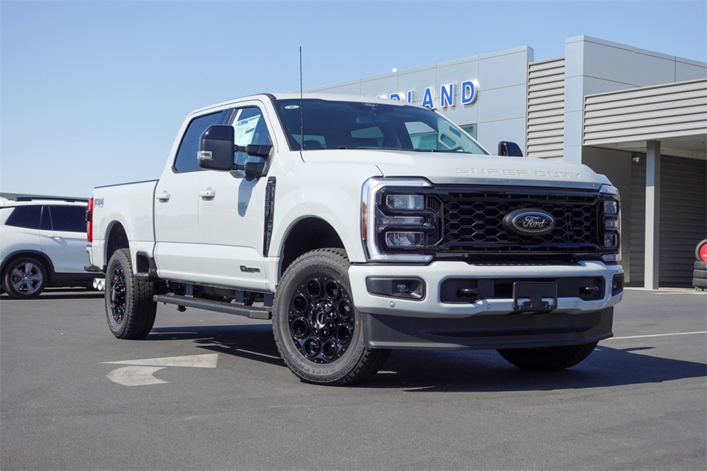 2025 Ford F-250 Super Duty Lariat's photo