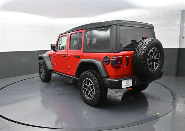 2025 Jeep Wrangler Rubicon photo 5