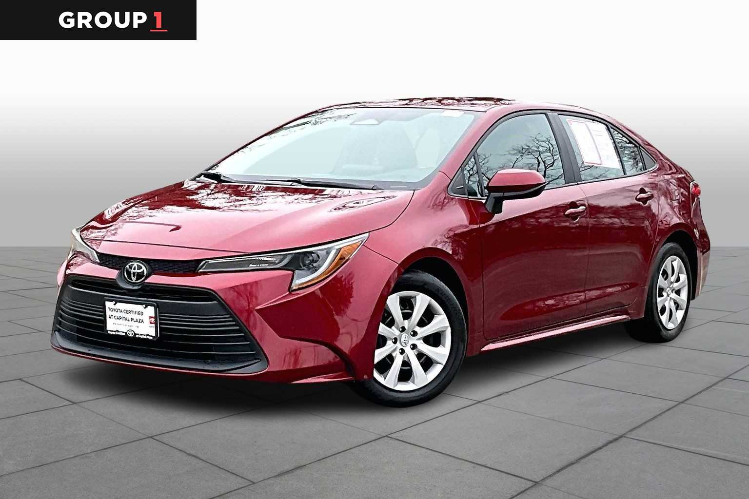 2024 Toyota Corolla LE's photo