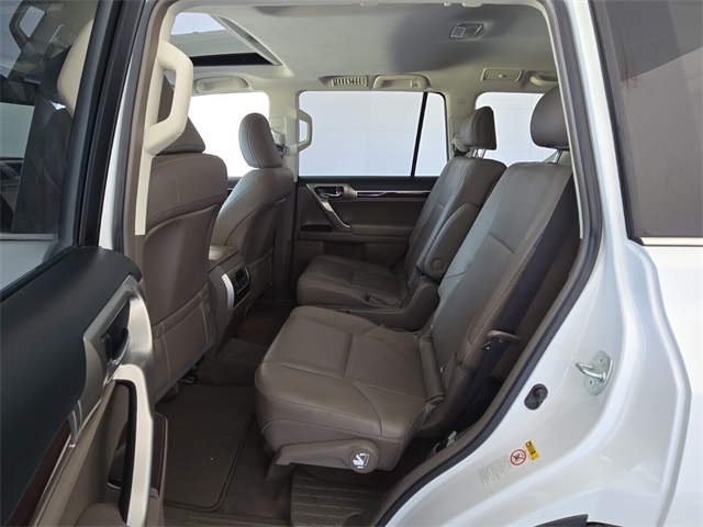 2019 Lexus GX 460 photo 7