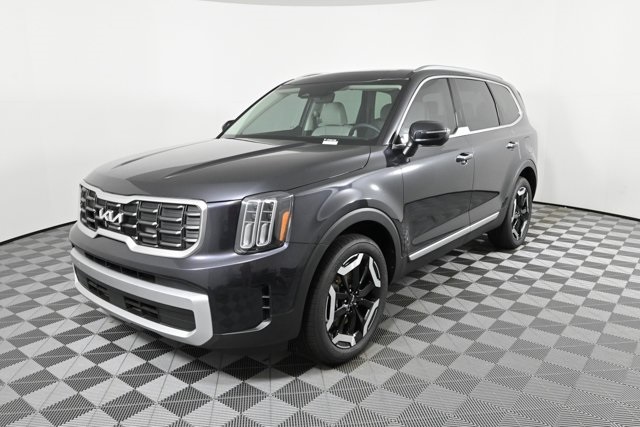 2025 Kia Telluride S photo 2