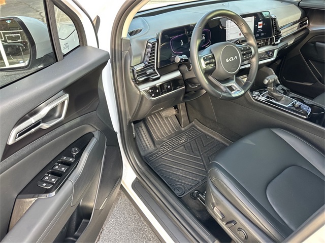 2025 Kia Sportage EX photo 9