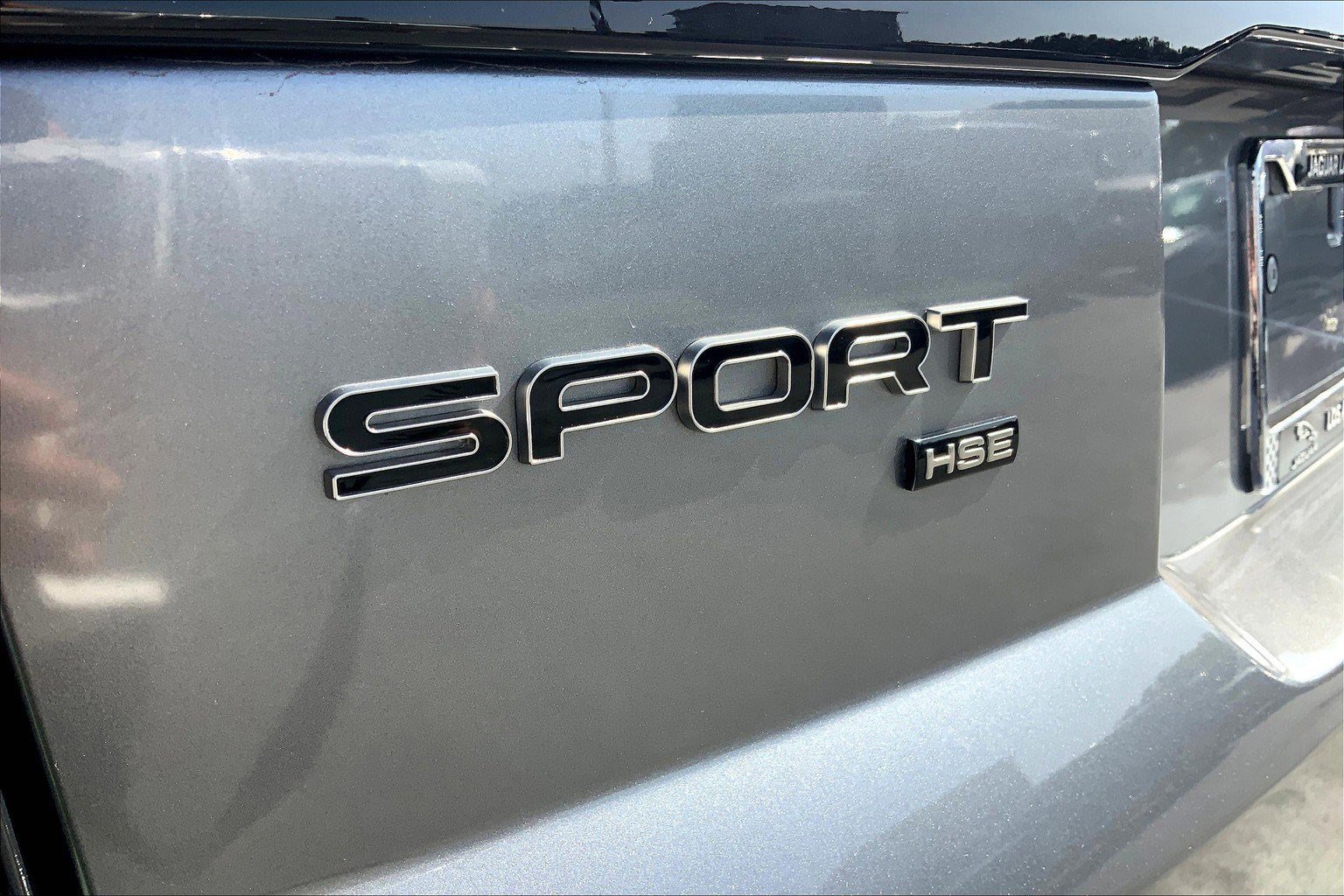 2022 Land Rover Range Rover Sport HSE photo 7