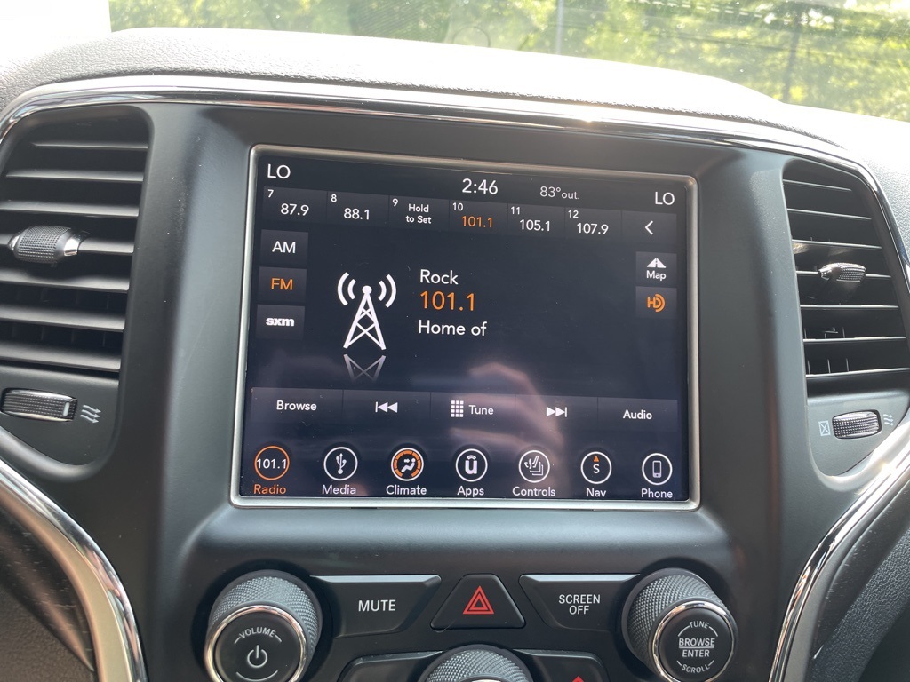 2018 Jeep Grand Cherokee Altitude photo 15