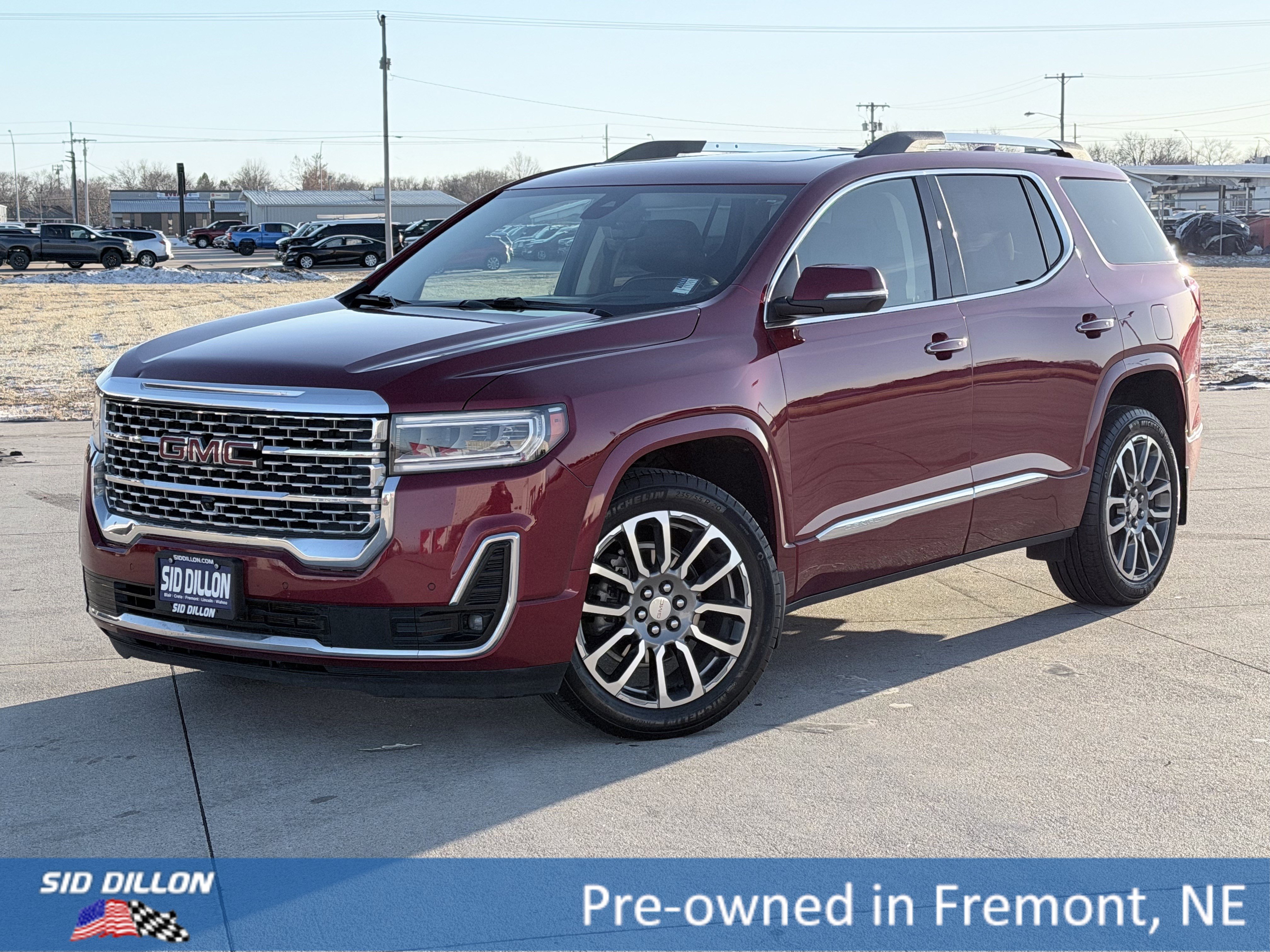 2021 GMC Acadia Denali's photo