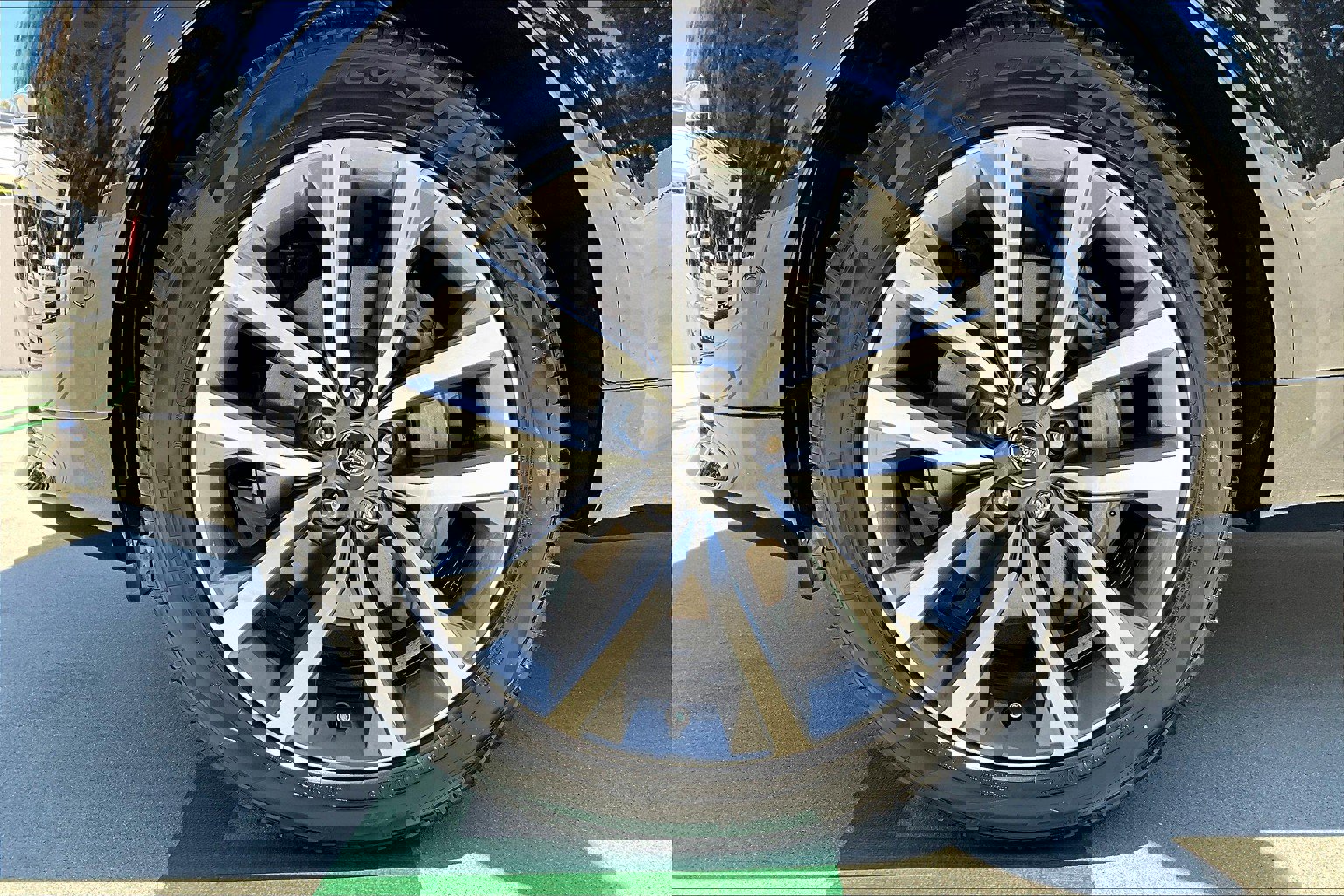 2025 Land Rover Discovery SE photo 12