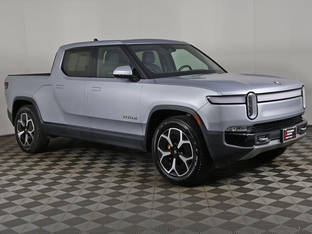 Used 2022 Rivian R1T Adventure with VIN 7FCTGAAA8NN016814 for sale in Akron, OH
