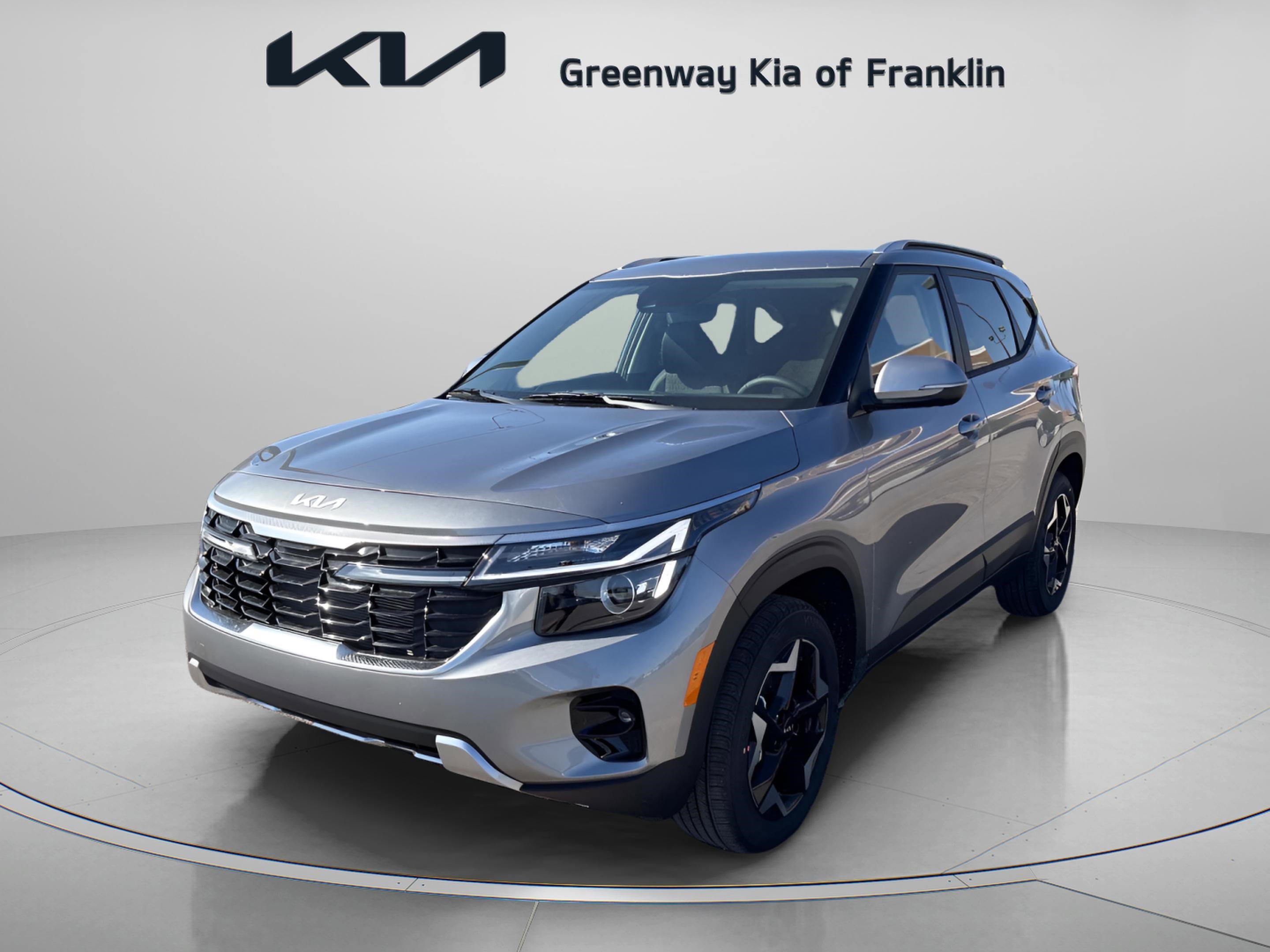 2026 Kia Seltos S photo 3