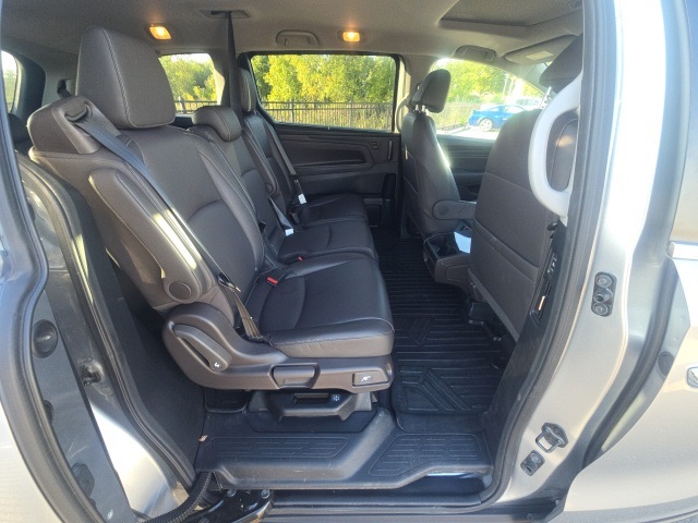 2023 Honda Odyssey EX-L photo 8