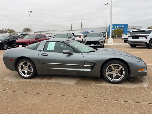 Used 2004 Chevrolet Corvette Base with VIN 1G1YY22G245118750 for sale in Fort Madison, IA
