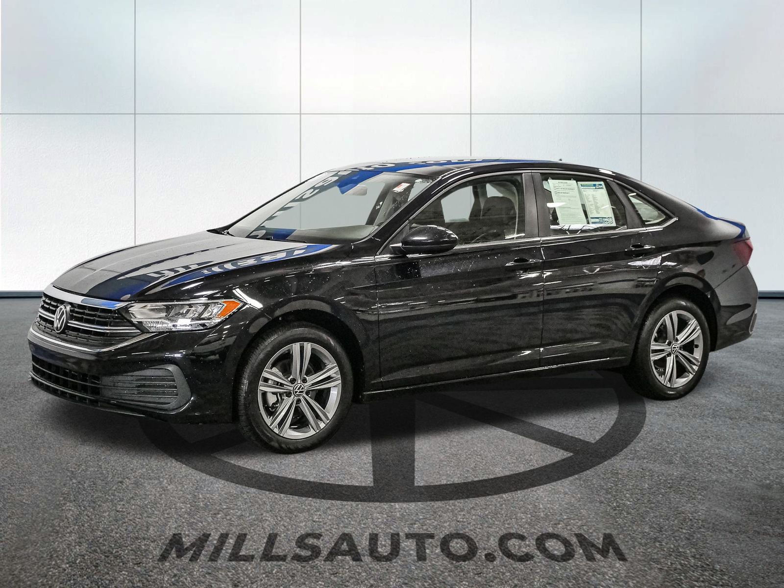 Used 2024 Volkswagen Jetta SE with VIN 3VW7M7BU5RM040481 for sale in Baxter, Minnesota