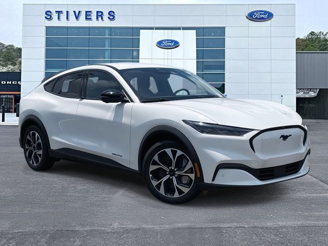 2025 Ford Mustang Mach-E Select RWD's photo