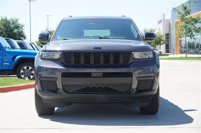 2024 Jeep Grand Cherokee Altitude photo 2