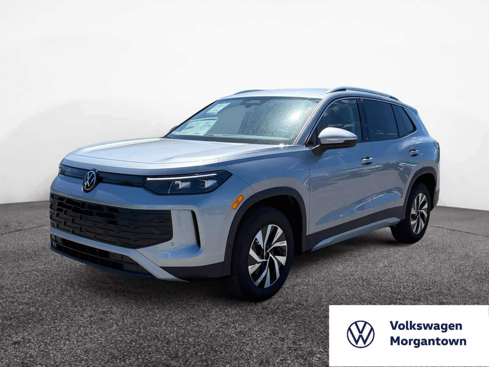 2025 Volkswagen Tiguan S's photo