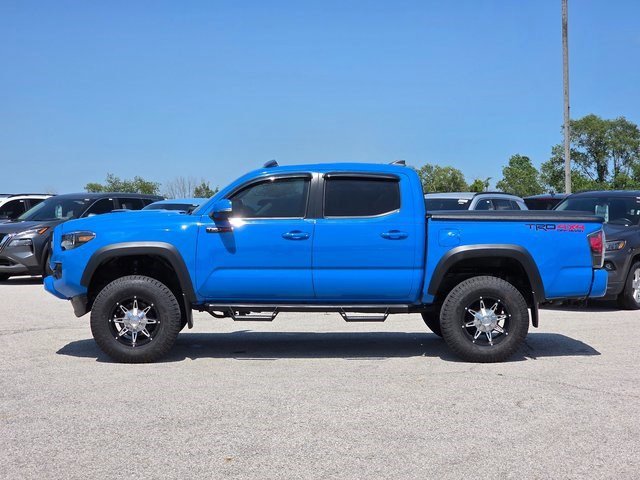 2019 Toyota Tacoma TRD Pro photo 4