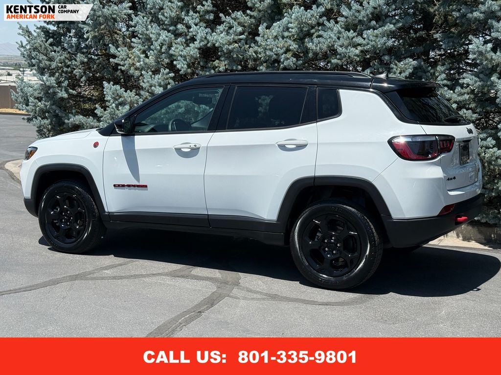 2023 Jeep Compass Trailhawk photo 5