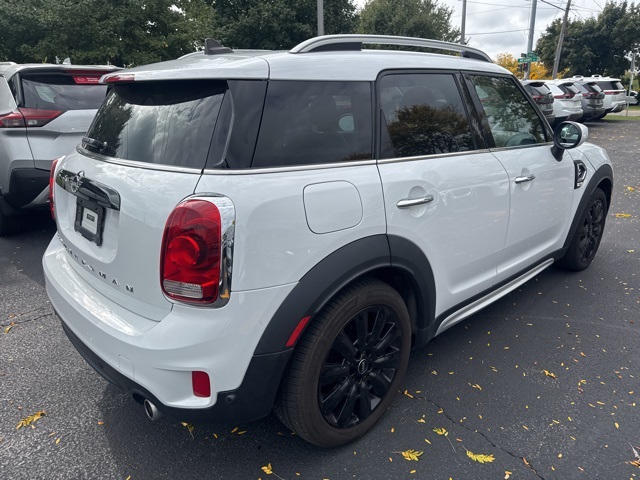 2020 Mini Cooper ALL4 S photo 2