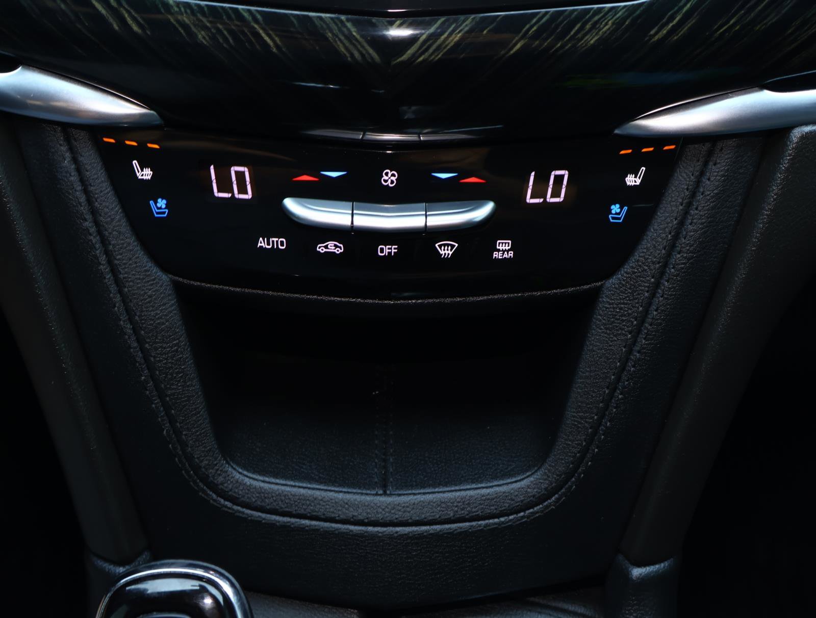 2023 Cadillac XT6 Premium Luxury photo 31