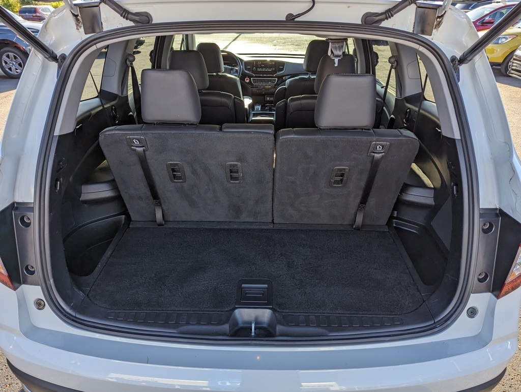 2022 Honda Pilot Touring photo 12