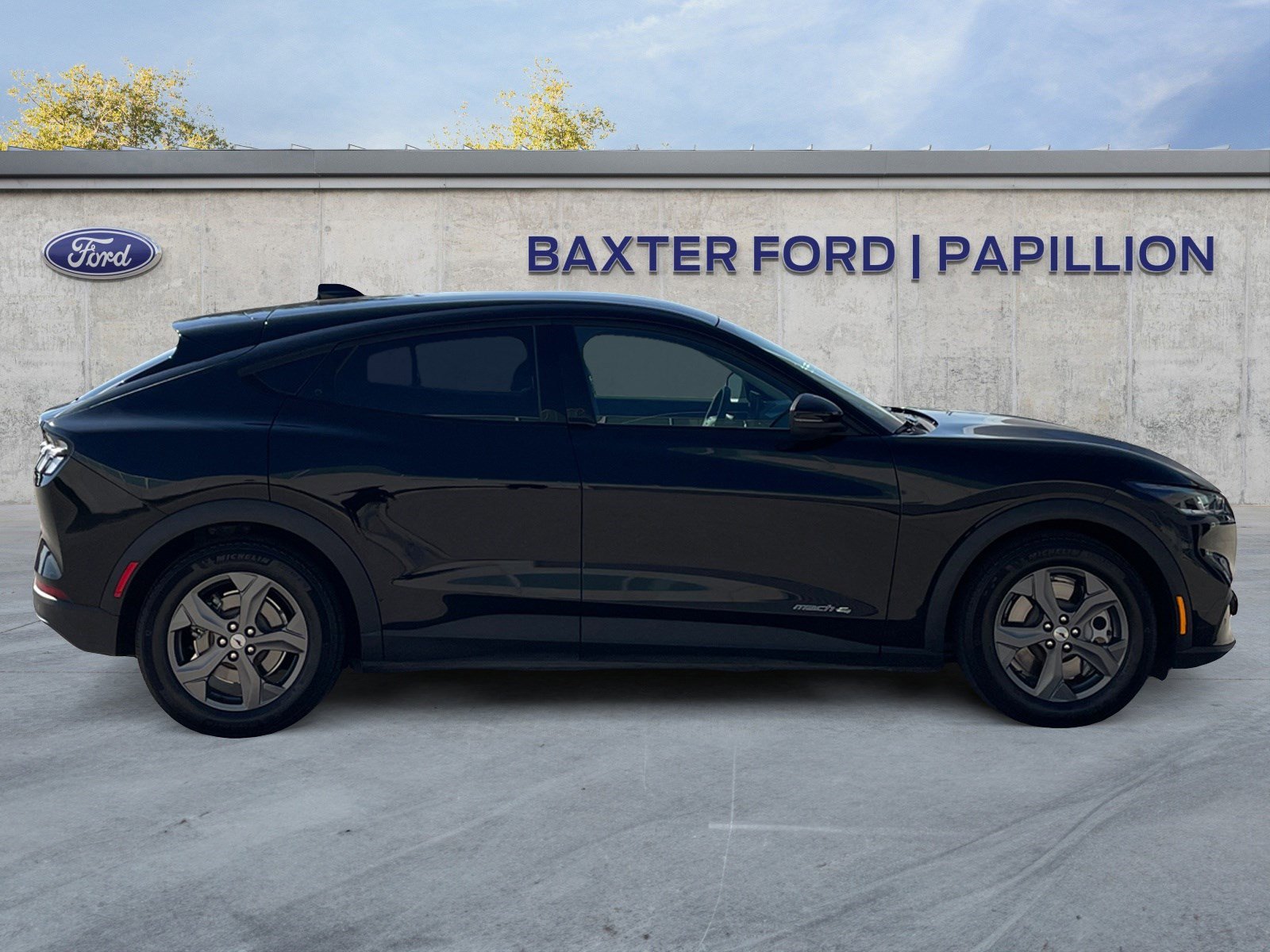 2022 Ford Mustang Mach-E Select photo 6