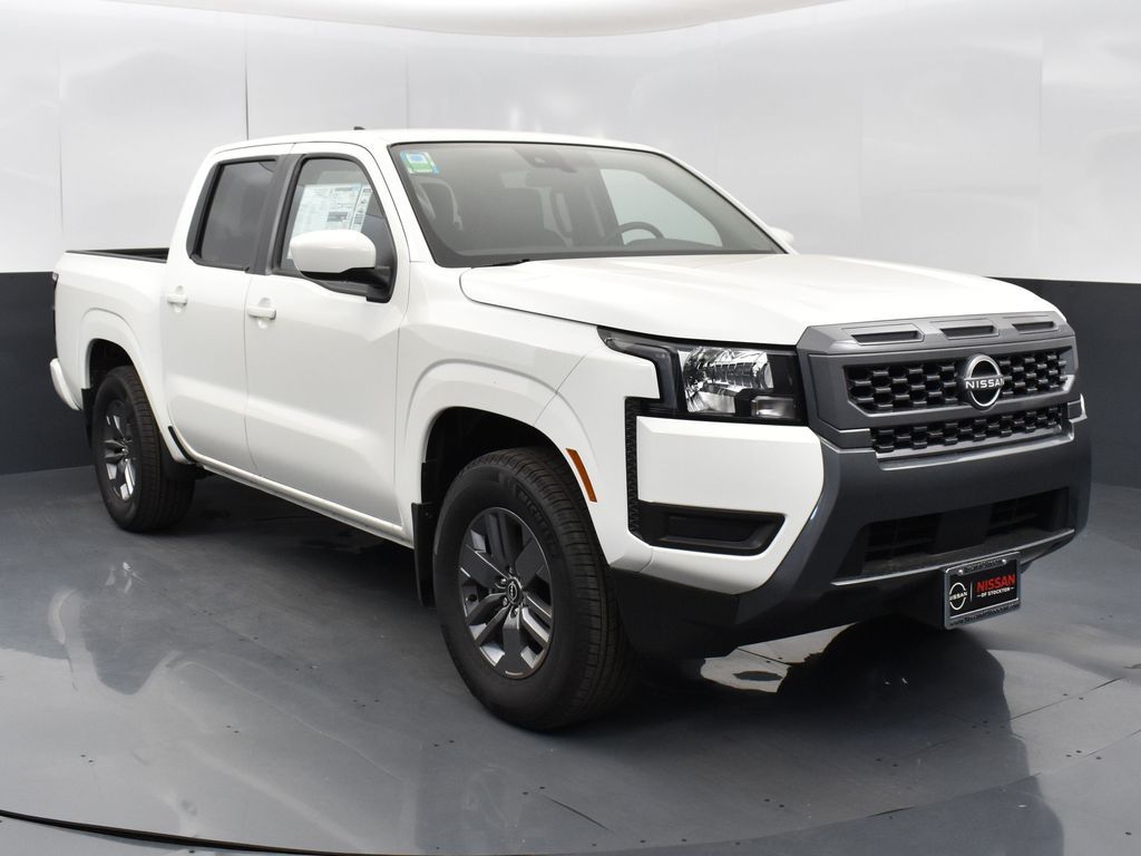 2025 Nissan Frontier SV's photo