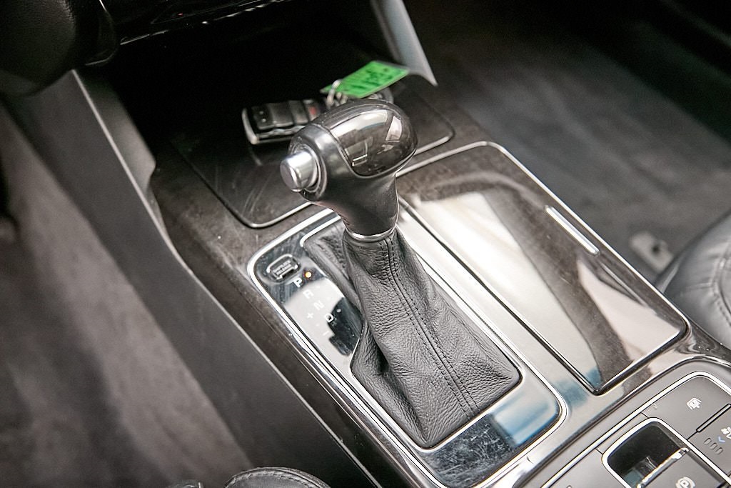 2015 KIA CADENZA - Image 17