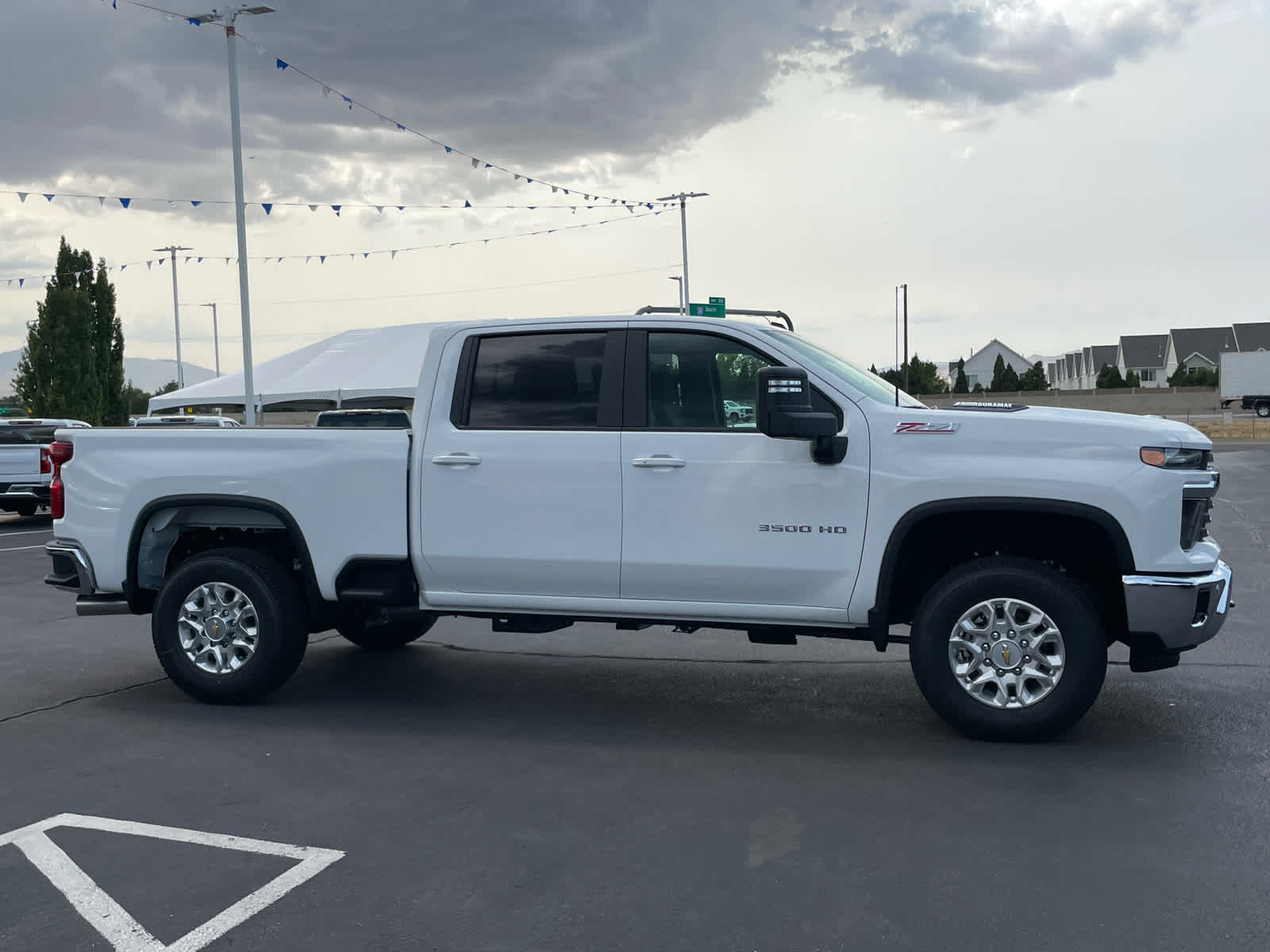 2025 Chevrolet Silverado 3500HD LT photo 7