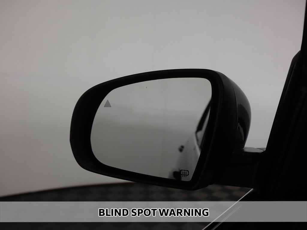 2021 Jeep Cherokee Latitude Lux photo 2