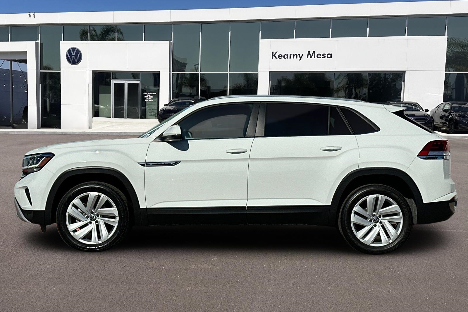 2023 Volkswagen Atlas Cross Sport SE Technology photo 7