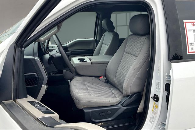 2020 Ford F-150 XLT photo 22
