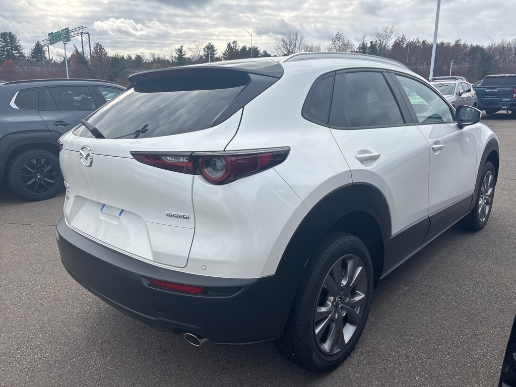 2026 Mazda CX-30 2.5 S Preferred photo 3