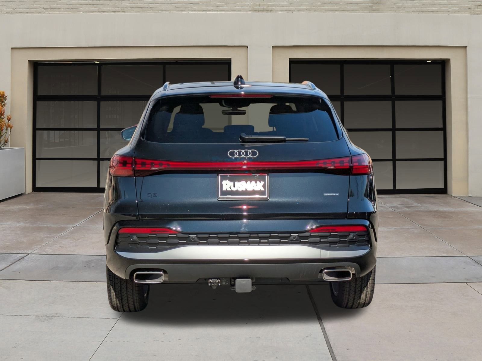 2025 Audi Q5 2.0T Premium Plus photo 2