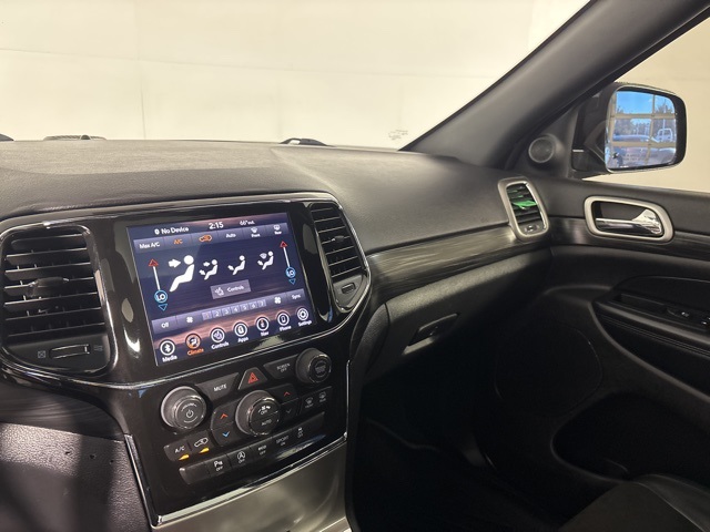 2020 Jeep Grand Cherokee Altitude photo 10
